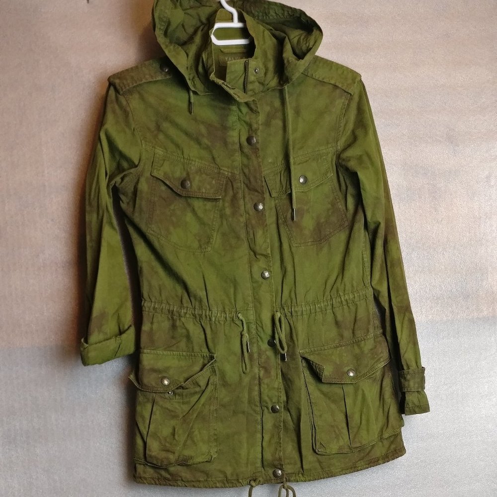 Forest Green Universal Hiker City Chic Hooded Jacket S with measurement